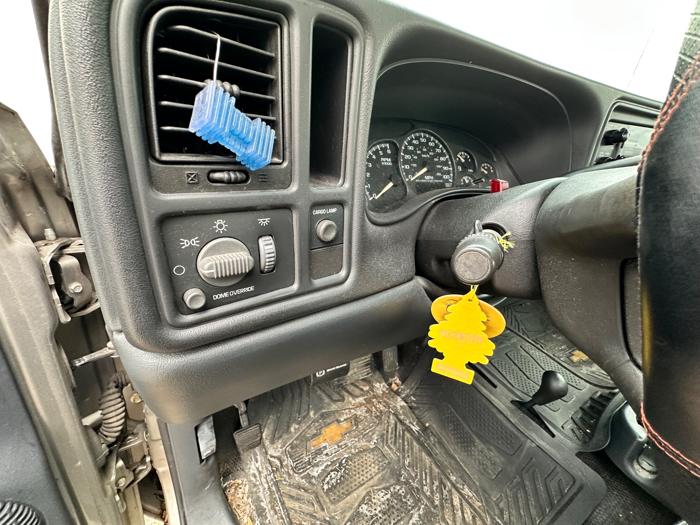 2002 chevrolet silverado-1500 short-bed-4wd with 283000 miles for sale near elk-river, minnesota 332c51d031d24e1c92f1af88d9dcd9e2.jpeg
