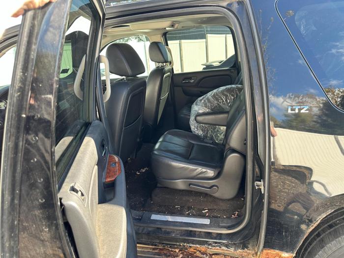 2007 chevrolet suburban lt1-1500-4wd with 252948 miles for sale near elk-river, minnesota 3339d71ddbe4413d89d7a88e51233270.jpg