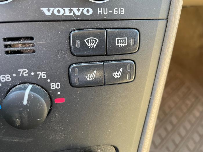 2004 volvo v70 2.5t with 189817 miles for sale near elk-river, minnesota 335dcdaf5a184bbcada519ea77aed153.jpeg