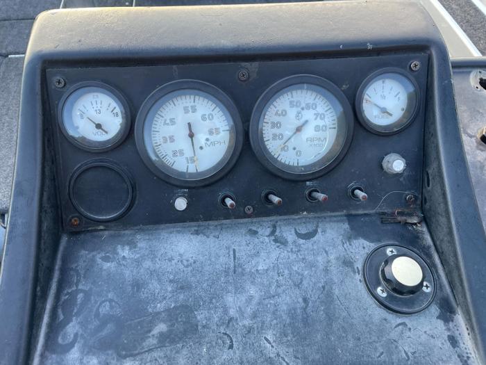 1992 alumacraft- competito- for sale near elk-river, minnesota 33607cbbfff040599b7086b4bf408fc8.jpg