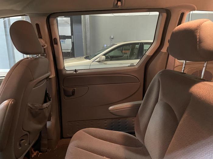 2006 Chrysler Town & Country
