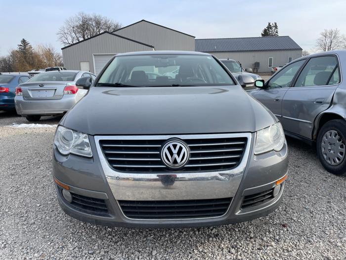 2008 volkswagen passat lux with 140386 miles for sale near elk-river, minnesota 33a73e7b3d12479ba1378443321e9570.jpg