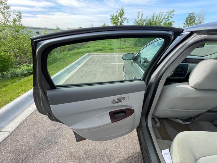 2008 buick lacrosse cx with 164609 miles for sale near lake-elmo, minnesota 33a9217154cd4f2fb28a1591abfef315.jpeg