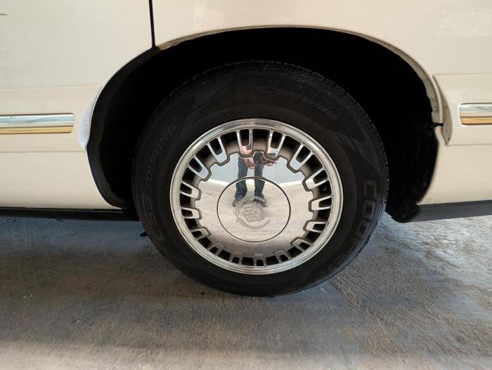 1999 cadillac deville delegance with 107372 miles for sale near elk-river, minnesota 33ace9dd8eab44ef81f6c6c25edd1287.jpg