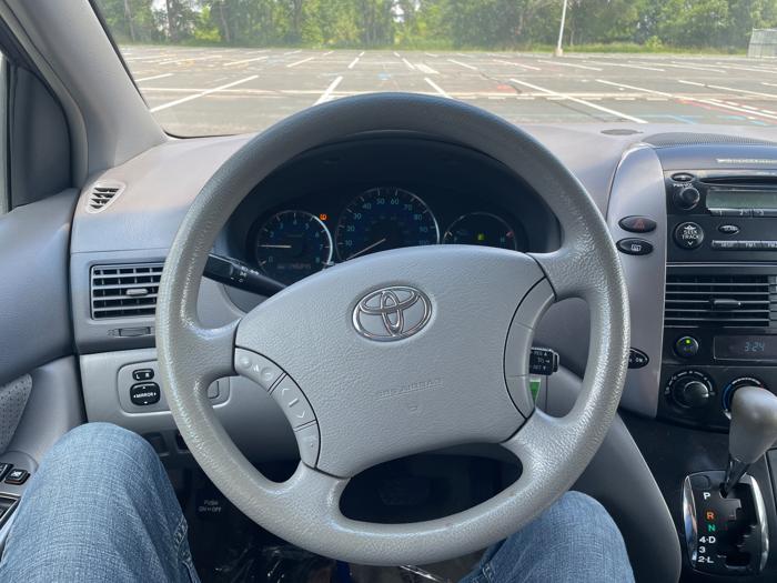2008 toyota sienna le-fwd-8-passenger-seating with 146845 miles for sale near ramsey, minnesota 33bab8a2dbd54240ae01ff765a67d349.jpeg