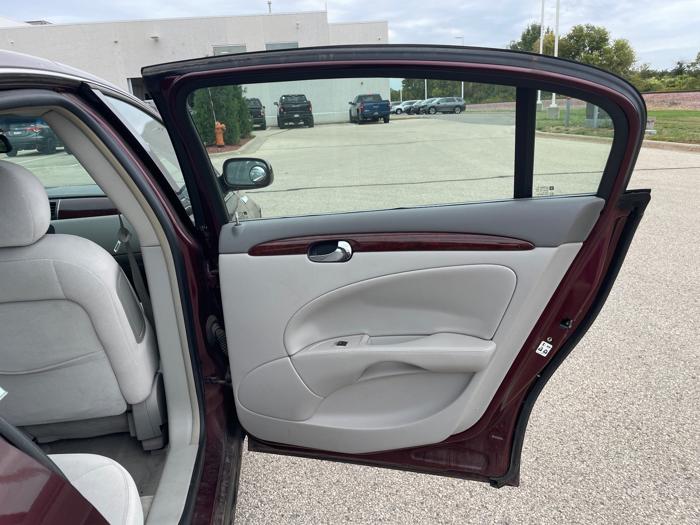 2006 buick lucerne cx with 173605 miles for sale near rochester, minnesota 33e44c954c014f539cffe48efdb845c5.jpeg