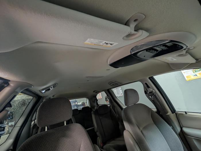 2006 chrysler town-&-country touring with 117074 miles for sale near elk-river, minnesota 33eec4532ed24e57a66b1b906b3250e5.jpg