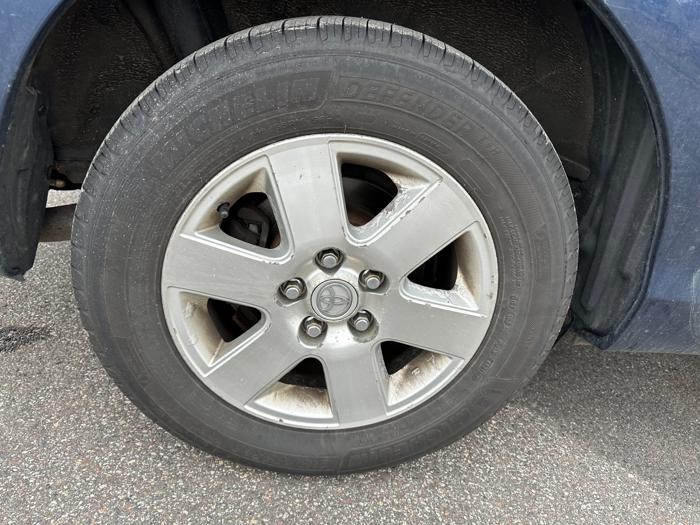 2005 toyota sienna with 254089 miles for sale near elk-river, minnesota 33efbeea1b384b9184c1dd5d3dc1094d.jpeg