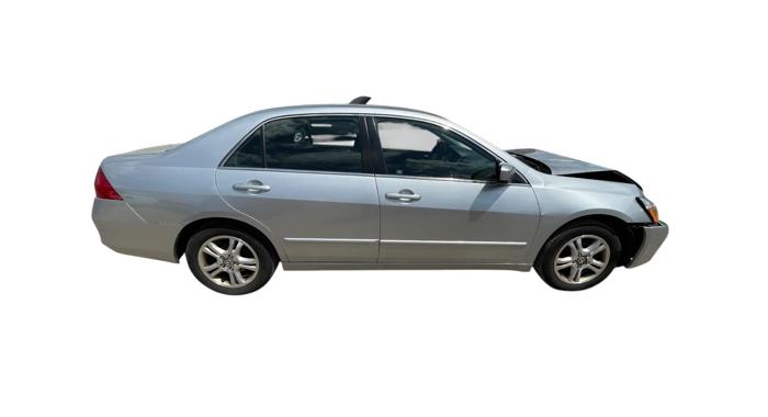 2006 honda accord lx-se-sedan-at with 136652 miles for sale near elk-river, minnesota 33f22ede93684739823d71b05fa32471.jpg