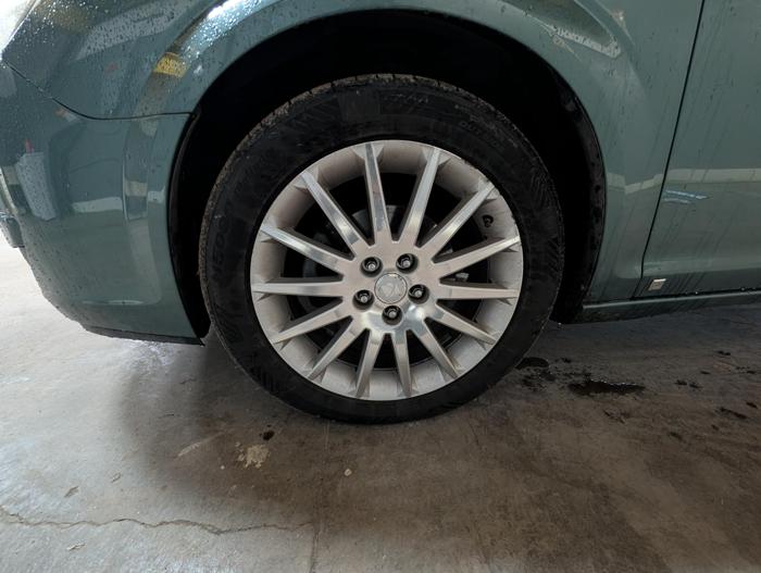2009 saturn aura xr-v6 with 119803 miles for sale near elk-river, minnesota 33fd5406d2fa4cbc910a538e74fbf561.jpg