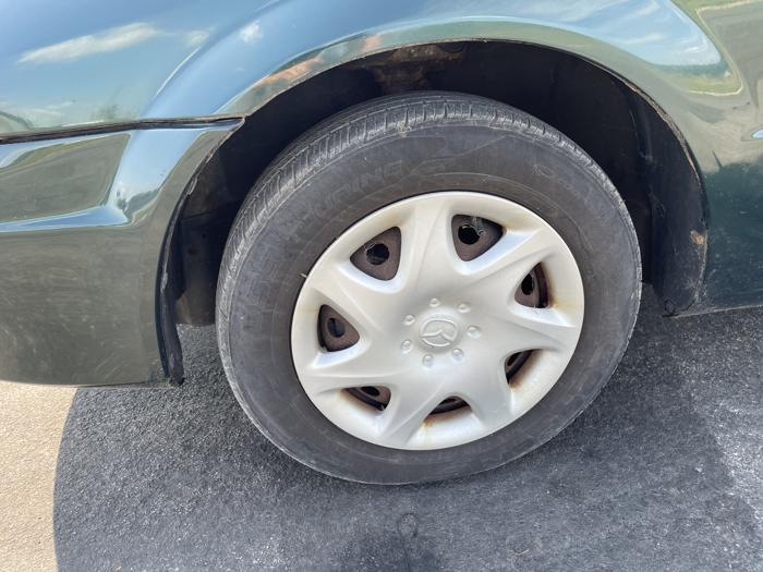 2000 mazda protege dx with 150596 miles for sale near elk-river, minnesota 33fddda459cf442998cf4e62e56c0241.jpg