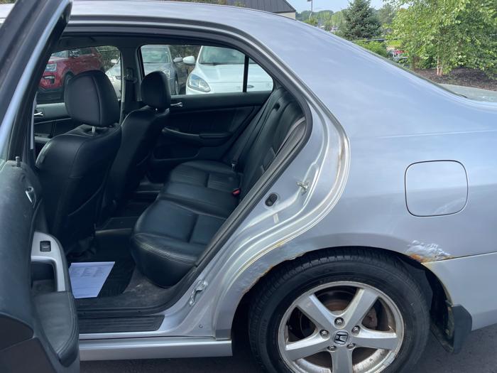 2004 honda accord ex-sedan with 137365 miles for sale near elk-river, minnesota 34050c3ad47340aca356d274e392828c.jpeg