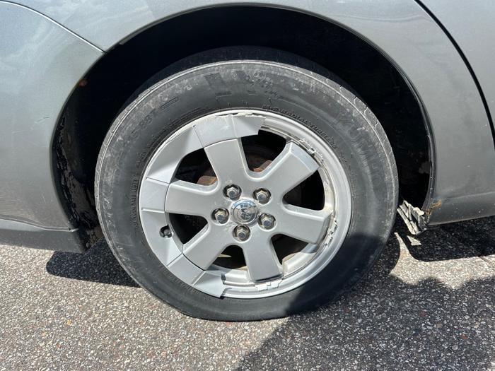 2004 toyota prius 4-door-liftback with 174895 miles for sale near elk-river, minnesota 34616a8d08c7471786b87ccf1443dfc1.jpeg
