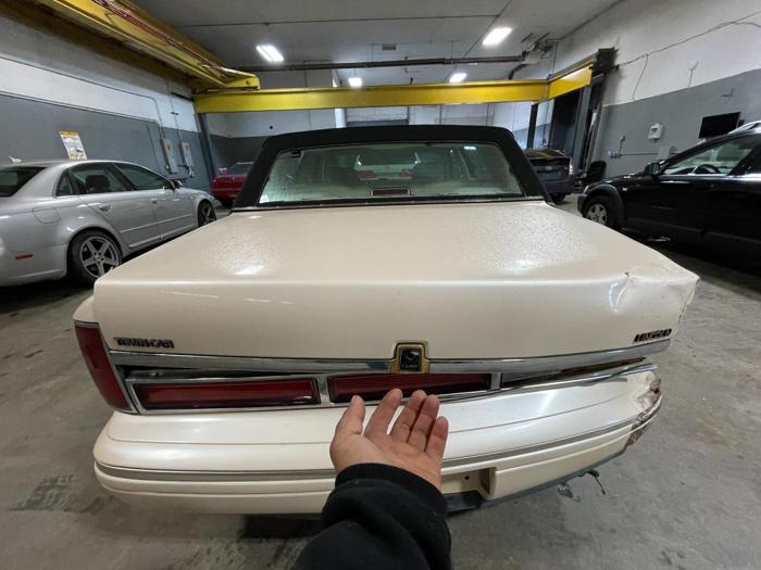 1997 lincoln town-car with 211180 miles for sale near elk-river, minnesota 34f0907d8015406e9939e28db9da06dd.jpg