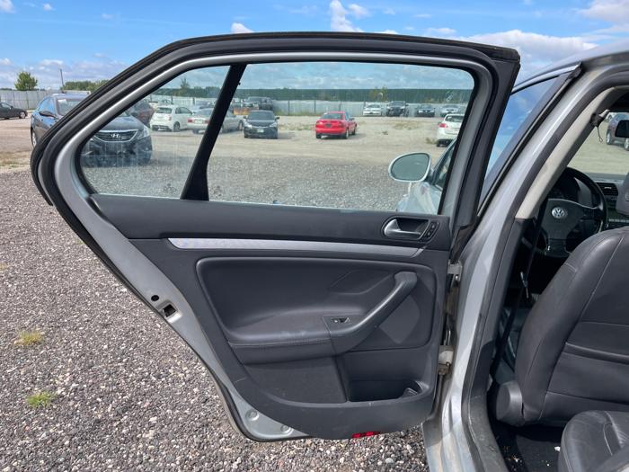 2006 volkswagen jetta tdi with 227110 miles for sale near elk-river, minnesota 34f36102037e4107aa83db345083d8e6.jpeg