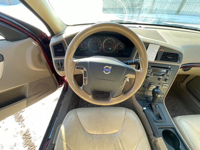 2004 volvo v70 2.5t with 189817 miles for sale near elk-river, minnesota 3553867bd52146319f01eff845bf98ae.jpeg