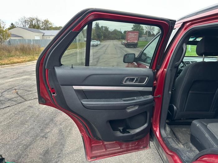 2016 ford explorer xlt-4wd with 70814 miles for sale near elk-river, minnesota 3553c4170305476cb8fc74fd945fb575.jpg