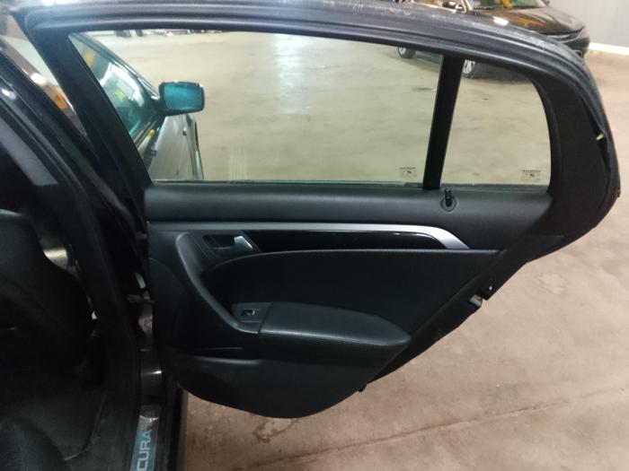 2005 acura tl 5-speed-at with 213380 miles for sale near elk-river, minnesota 355b9417ac144d9c80d88d840ad885f6.jpg