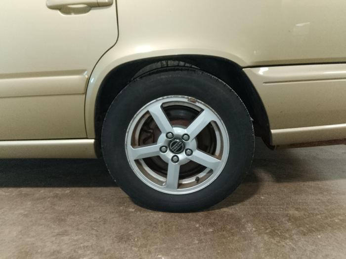 1999 volvo s70 glt-awd with 67717 miles for sale near elk-river, minnesota 3589da93b6f44283b1751761a0dc9558.jpg