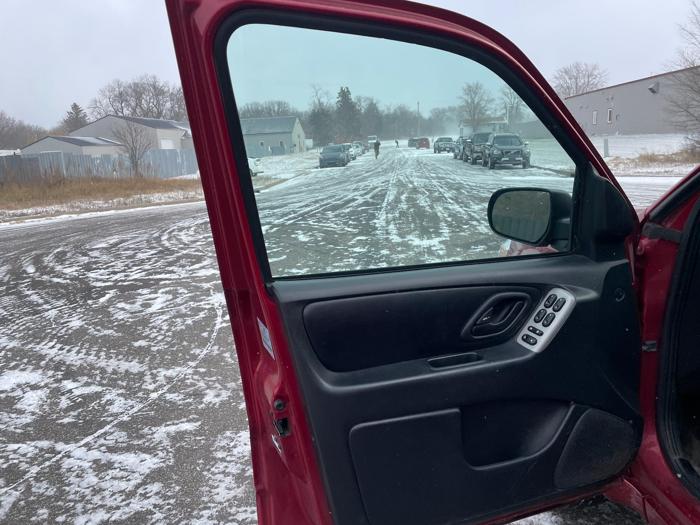 2007 ford escape with 191930 miles for sale near elk-river, minnesota 35c8031ec8ea4aa0b7d1ed33e8cbb7f1.jpg