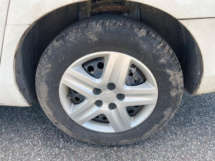 2008 chevrolet impala ls with 136727 miles for sale near elk-river, minnesota 35ce0e97dc1645578f426cf4e716b3ec.jpeg