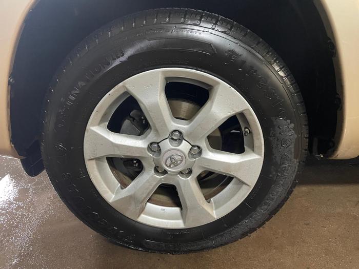 2010 toyota rav4 limited with 177556 miles for sale near elk-river, minnesota 35d1e9cc31fb4ed09109114a2128f692.JPG