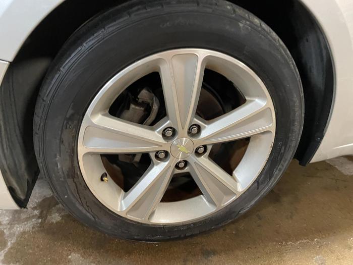 2015 chevrolet cruze 2lt with 114277 miles for sale near elk-river, minnesota 35d7554b6ead4f3a866462285bb0bfc0.jpg
