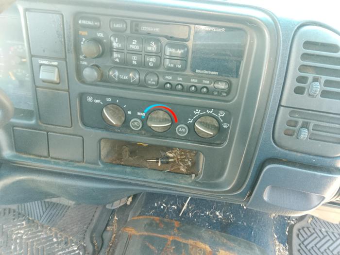 1997 chevrolet c-k-2500 ext.-cab-8-ft.-bed-2wd with 211588 miles for sale near elk-river, minnesota 35d81fec49ee432d872fb49813c1eaf9.jpg