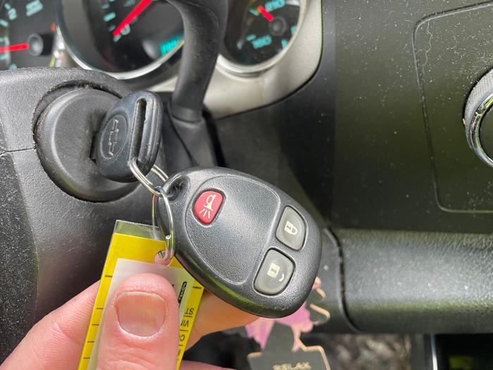 2013 chevrolet silverado-1500 lt-ext.-cab-long-box-4wd with 305650 miles for sale near fridley, minnesota 35d9966a3bdb4918bcb2bef32ef77de9.jpeg