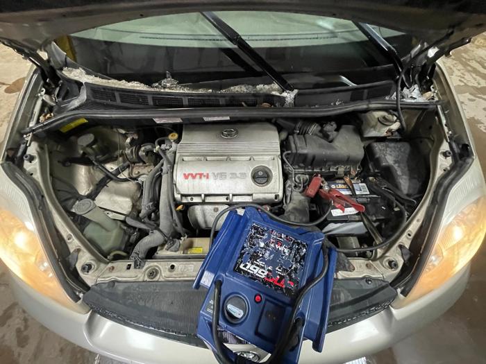 2005 toyota sienna with 243685 miles for sale near elk-river, minnesota 364ff494ae8443728e10de169f2b113d.jpg