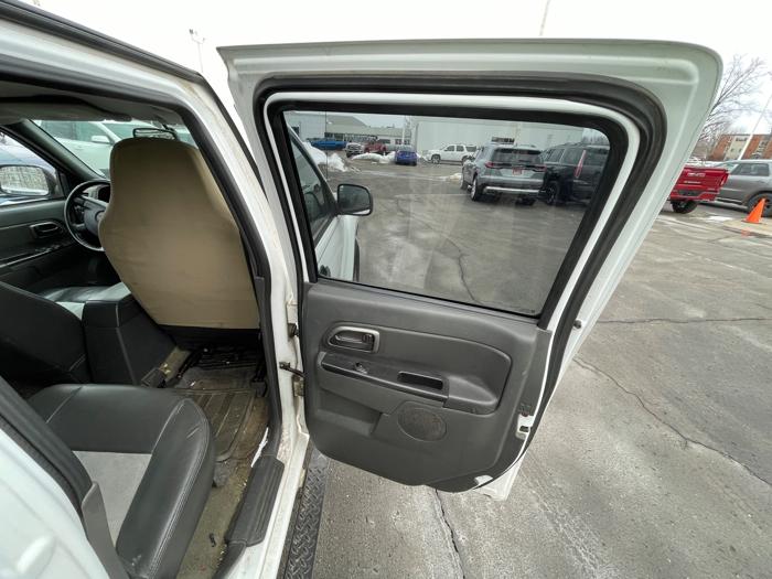 2004 gmc canyon sle with 147411 miles for sale near white-bear-lake, minnesota 36829a4e998d4376837dc3406947b5ff.jpeg