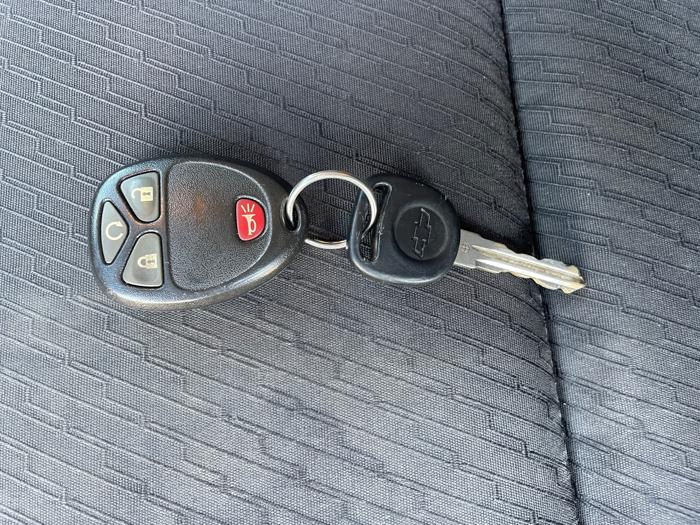 2010 chevrolet silverado-1500 lt1-crew-cab-4wd with 208999 miles for sale near columbus, minnesota 369c446f20014150b0bfe90f480f77f7.jpeg