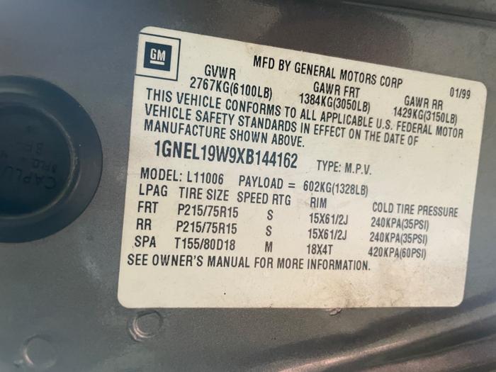 1999 chevrolet astro awd with 120964 miles for sale near elk-river, minnesota 36c326a87779408d82fb78168341030c.jpeg