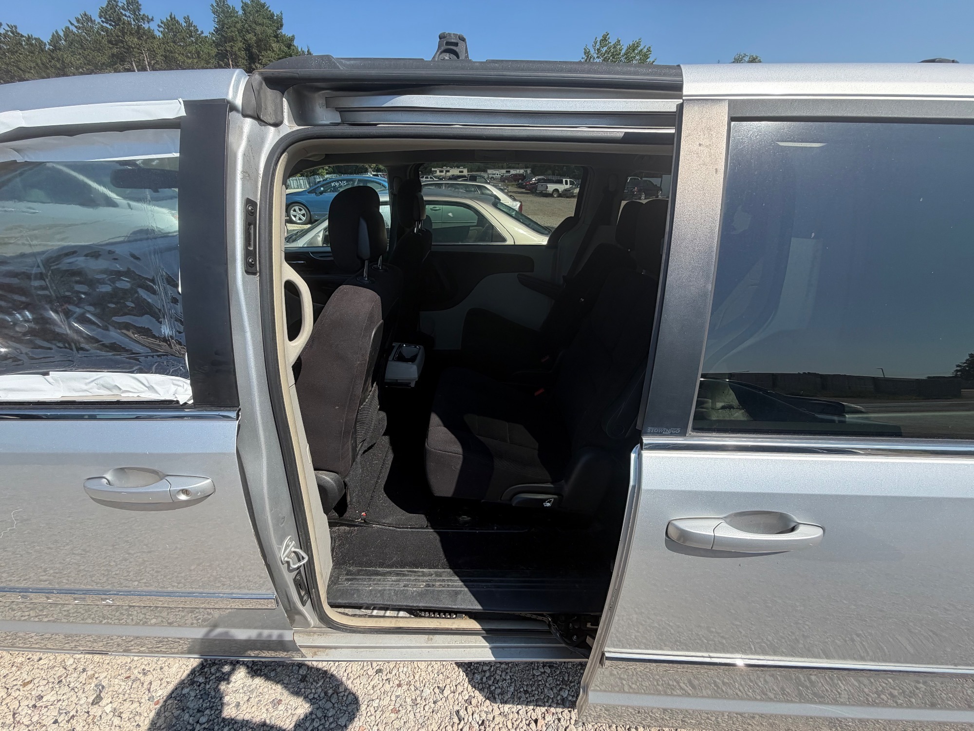 2011 chrysler town-&amp;-country touring with 128014 miles for sale near elk-river, minnesota 36d6206bad984f17854704305943b3a4.jpeg