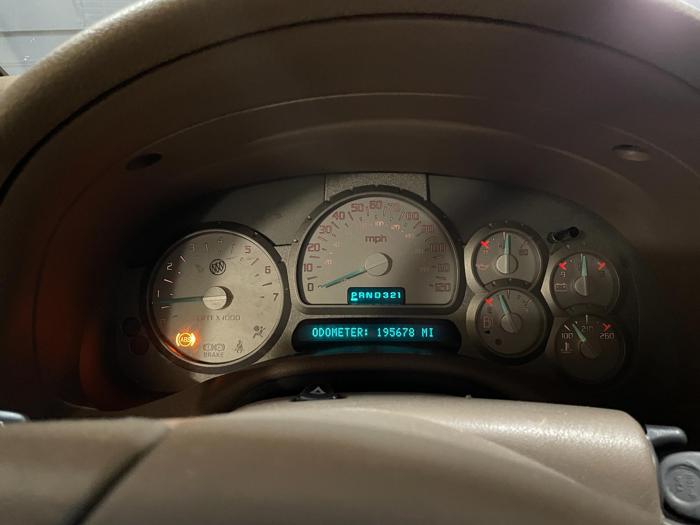2004 Buick Rainier