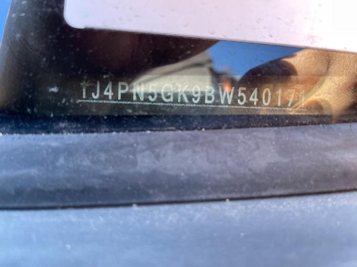 2011 jeep liberty limited-4wd with 129844 miles for sale near coon-rapids, minnesota 36e3425b1d5b482f8d47f4e9839035d5.jpeg