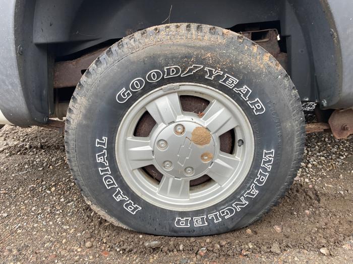 2006 chevrolet colorado ls-ext.-cab-4wd with 151746 miles for sale near elk-river, minnesota 36e9aad51bd841778064ac3a5f441cf2.jpeg