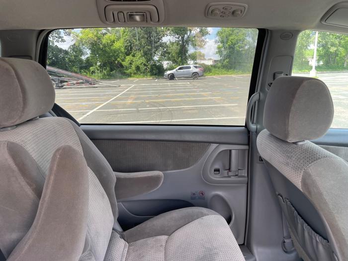 2008 toyota sienna le-fwd-8-passenger-seating with 146845 miles for sale near ramsey, minnesota 36ffda72698a4986988aaf7be713249f.jpeg