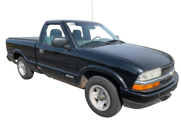 2002 chevrolet s10-pickup 2wd with 228024 miles for sale near elk-river, minnesota 370f04c2326b401081499f0c913efd5f.jpg