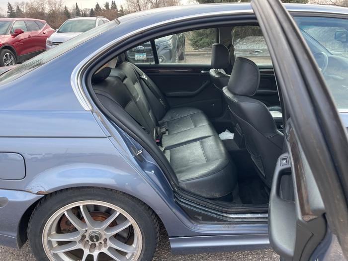 2002 bmw 3-series 330i-sedan with 161103 miles for sale near fridley, minnesota 3724951bdeb64c1f9a8011e6453f2895.jpeg