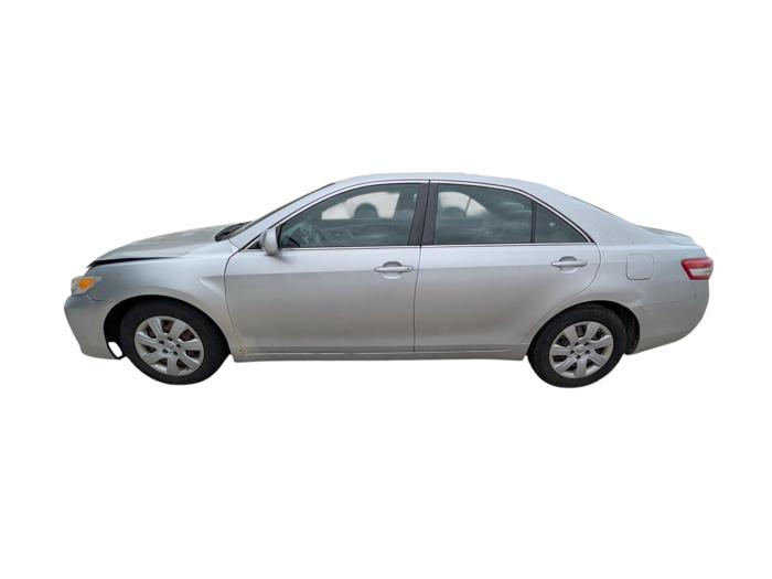 2010 toyota camry le-6-spd-at with 117426 miles for sale near elk-river, minnesota 3730741ce0a045f99c875e53a9cf762f.jpg