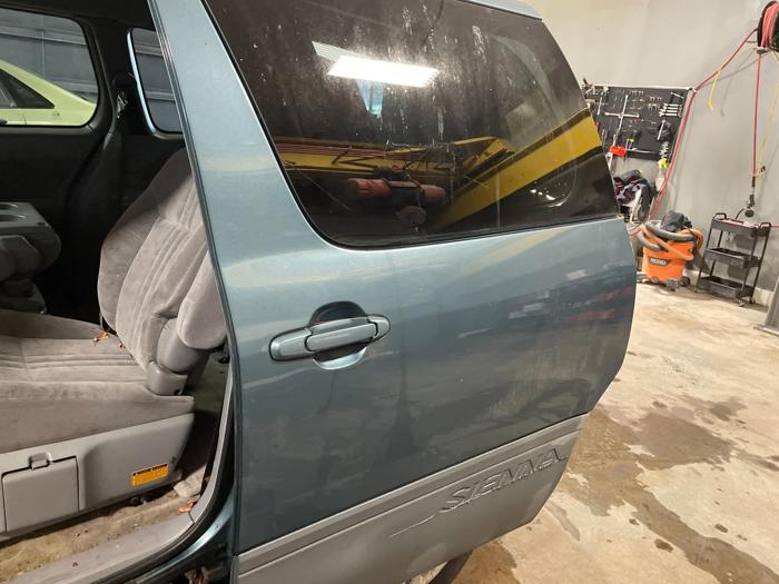 2001 toyota sienna le with 169382 miles for sale near elk-river, minnesota 378537f2e69145c39f8db4c64c357141.jpg