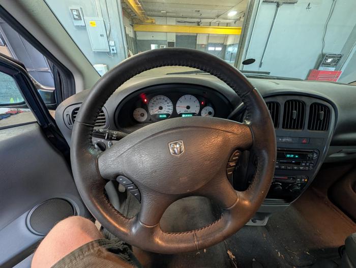 2005 dodge grand-caravan sxt with 85335 miles for sale near elk-river, minnesota 378b4ce0ae6141eb9f7d9d54ab149a0e.jpg