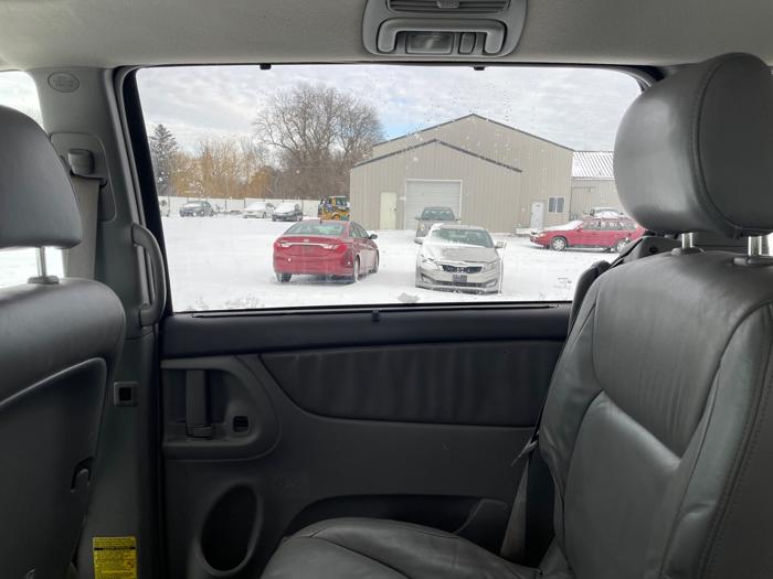 2004 toyota sienna xle with 207105 miles for sale near elk-river, minnesota 37b33e58130243b69c10dc1f98048a7c.jpeg