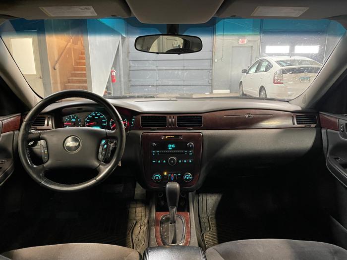 2010 chevrolet impala lt with 300894 miles for sale near elk-river, minnesota 37baa24d2caa4a6d8259b06863d773eb.jpg