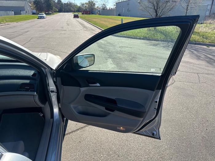 2012 honda accord lx-sedan-at with 224945 miles for sale near elk-river, minnesota 37bebeb7d5c24b479633cace508ed246.jpeg