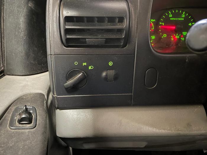 2005 ford f-250 xl with 165836 miles for sale near elk-river, minnesota 37f2a6fc951c4c03a36c09c53a406be0.jpg