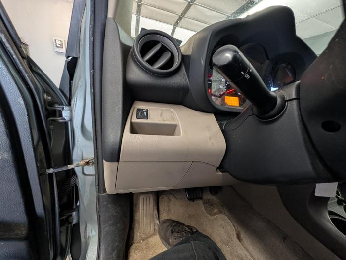 2007 toyota rav4 base-v6-4wd with 227982 miles for sale near elk-river, minnesota 3813313387e74009afb3aa0d8003cbcf.jpg