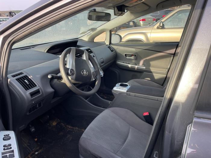 2013 toyota prius-v with 153265 miles for sale near elk-river, minnesota 382e503824b44a7f8601e8c05ee13a40.jpg