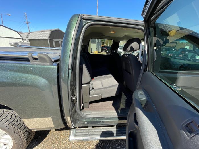 2013 chevrolet silverado-1500 lt-crew-cab-4wd with 223817 miles for sale near brainerd, minnesota 3865047ef03549adab47776e7c4cff05.jpeg